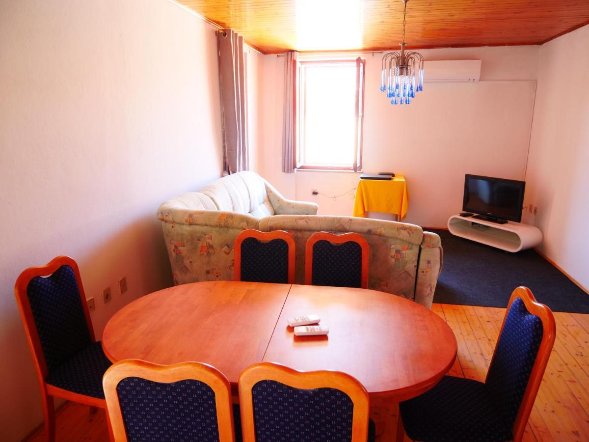 Apartment Piranhe エクステリア 写真